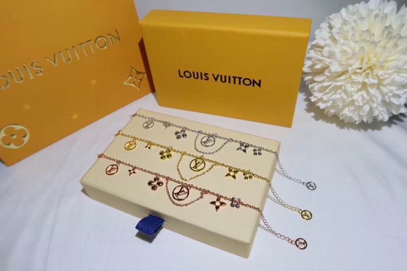 LV Bracelet 07yxq17